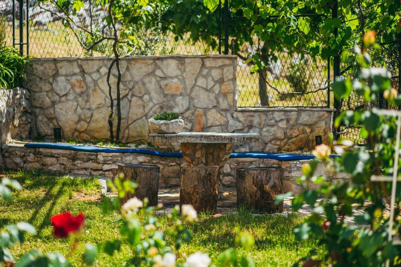 Villa On Stone Velika Cista  Exterior photo